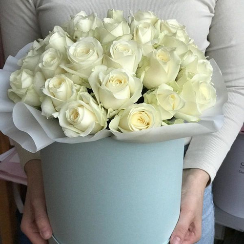 29 Белых Роз в Шляпе